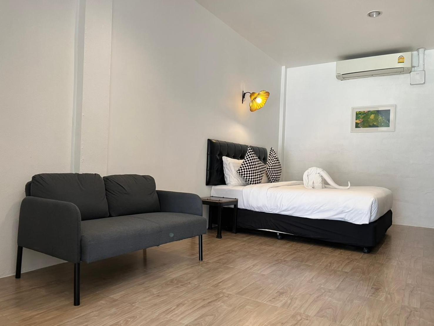 The Warehouse Chiang Mai Hotel Ngoại thất bức ảnh